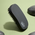 thumbnail image 2 of Wet Brush Cepillo para mejorar el brillo con cerdas Intelliflex Cepillo para cabello corto y barba para hombres Cepillo para desenredar pelo de jabalí Cepillo de palma con hebras suaves y brillantes p, 2 of 5
