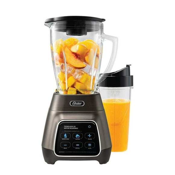 Licuadora Oster con Tecnología Reversible y Pantalla Táctil, Plateada