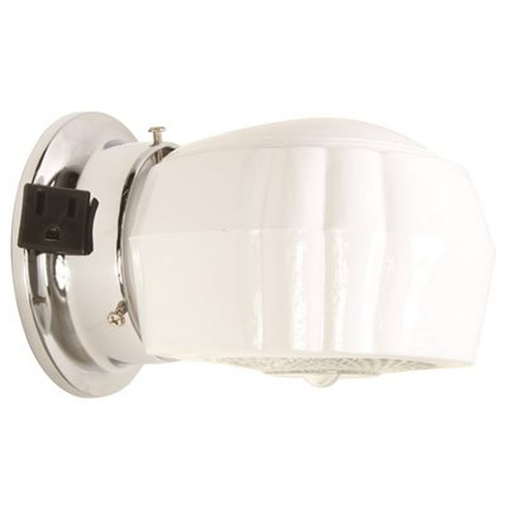ROYAL COVE BATHROOM WALL FIXTURE WITH OUTLET, 53/4", POLISHED CHROME, USES 1 60WATT