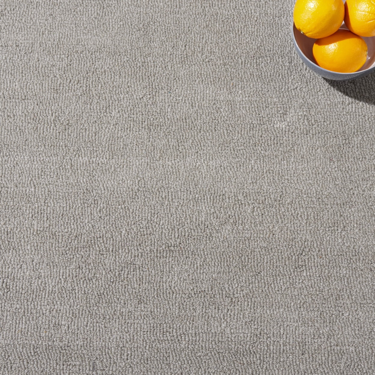 SAFAVIEH Outdoor Micro-Loop Garrett Solid Indoor/Outdoor Area Rug, Grey, 6' x 6' Round