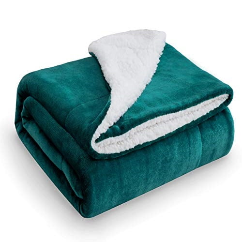 Bedsure Sherpa Fleece Blanket King Size Emerald Green Plush Throw