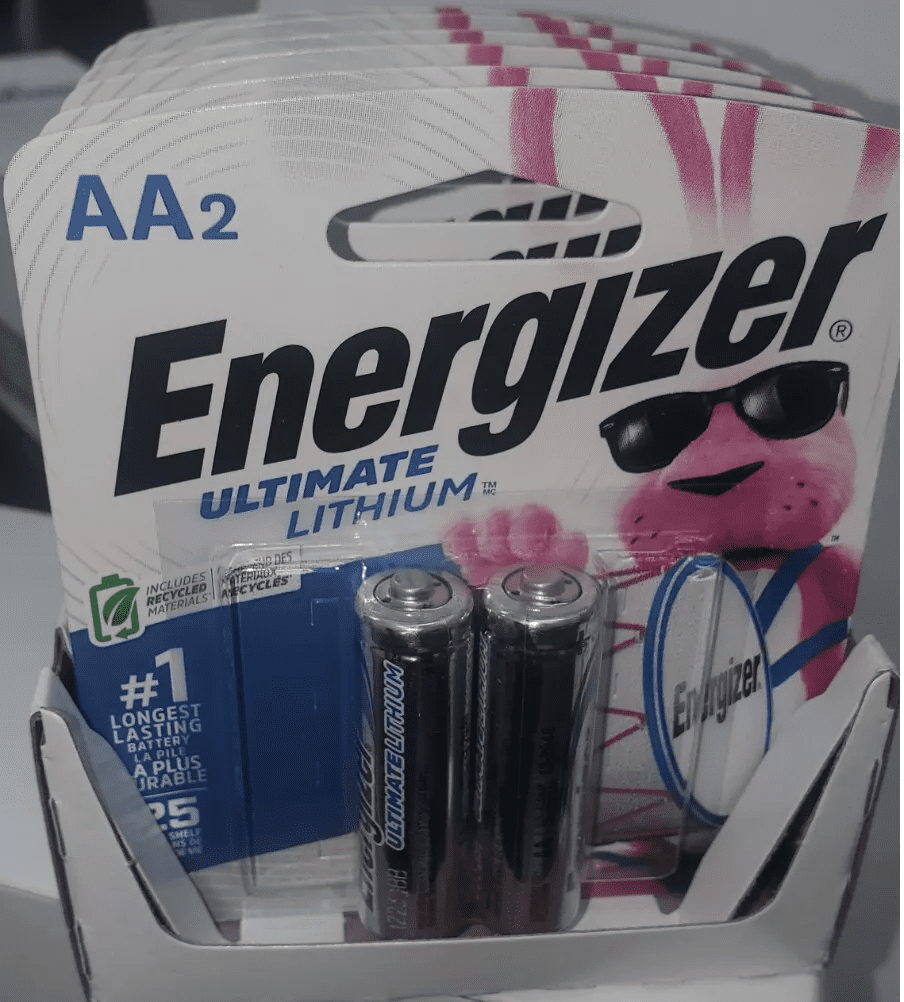 Energizer Ultimate Lithium Battery AA and AAA combo Pack, 6 Double A 2pks and 6 Triple A 2pks (24 batteries total ))