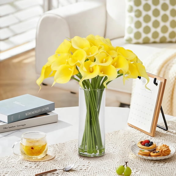 24 Real Touch Calla Lily Stems with Glass Vase & Faux Water Realistic Latex Artificial Flowers for Wedding Centerpieces, Home Office Decor, Table & Living Room Arrangements, Sunny Yellow