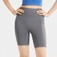 thumbnail image 1 of Pantalones cortos de yoga con bolsillos y rayas de color liso para mujer, cintura alta, realce de cadera, compresión abdominal y moldeador corporal, de poliéster., 1 of 5