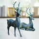 thumbnail image 5 of Escultura de resina nórdica Estatuas de ciervos de piezaza Reno de Navidad Decoración para hogar pequeña sa de TV Azul Perfecl Estatuilla de interior de automóvil, 5 of 8