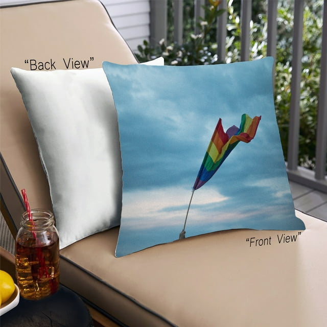 Ahgly Company Culture Pride Coussin Extérieur, 18 Pouces par 18 Pouces