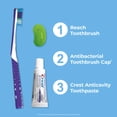 thumbnail image 4 of Kit de cepillo de dientes de viaje Reach Ultraclean de cerdas suaves, apto para TSA, 4 of 6