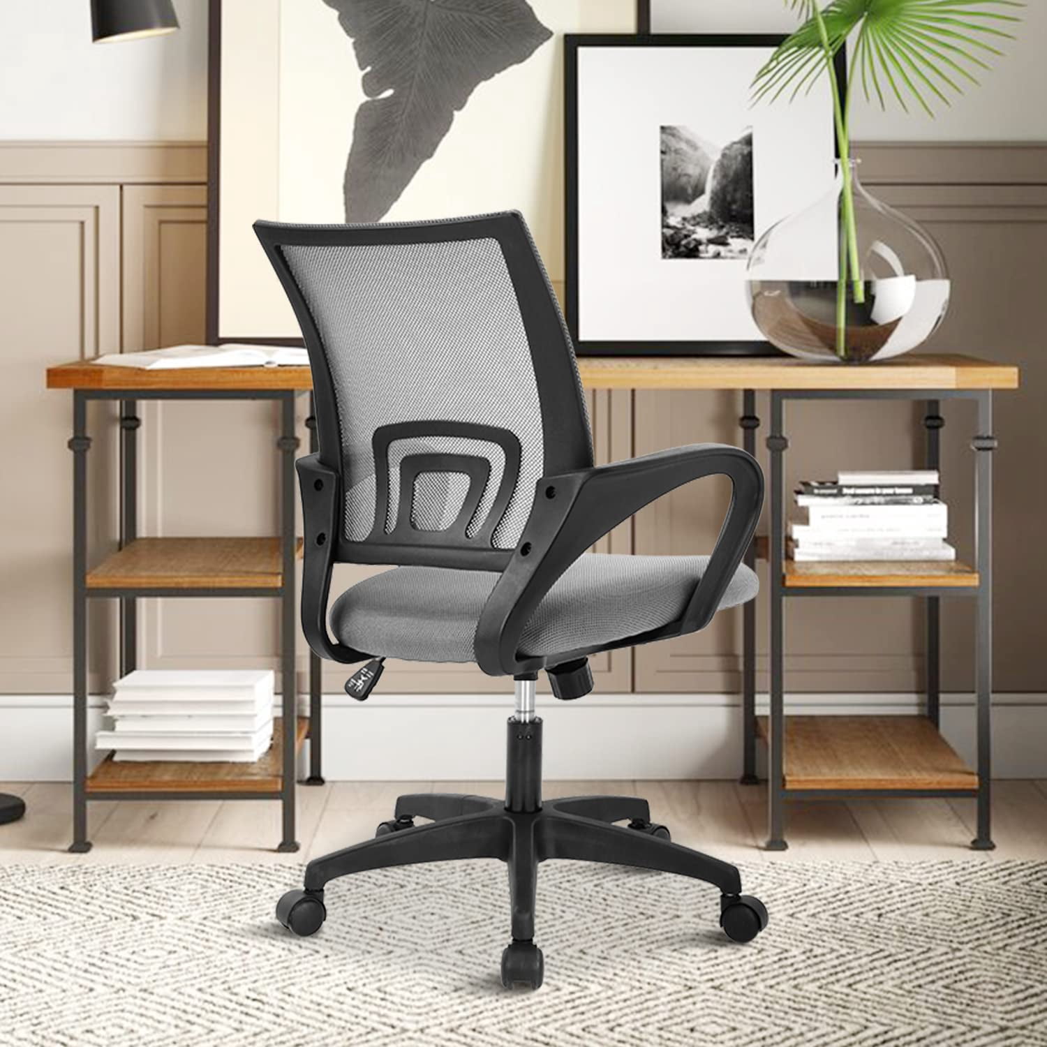 CL.HPAHKL Ergonomic Task Office Chair, Mesh Computer Chair with Lumbar Support Adjustable Mid Back Swivel Rolling Chair with Armrests, Ideal for Home Office & Study, Grey