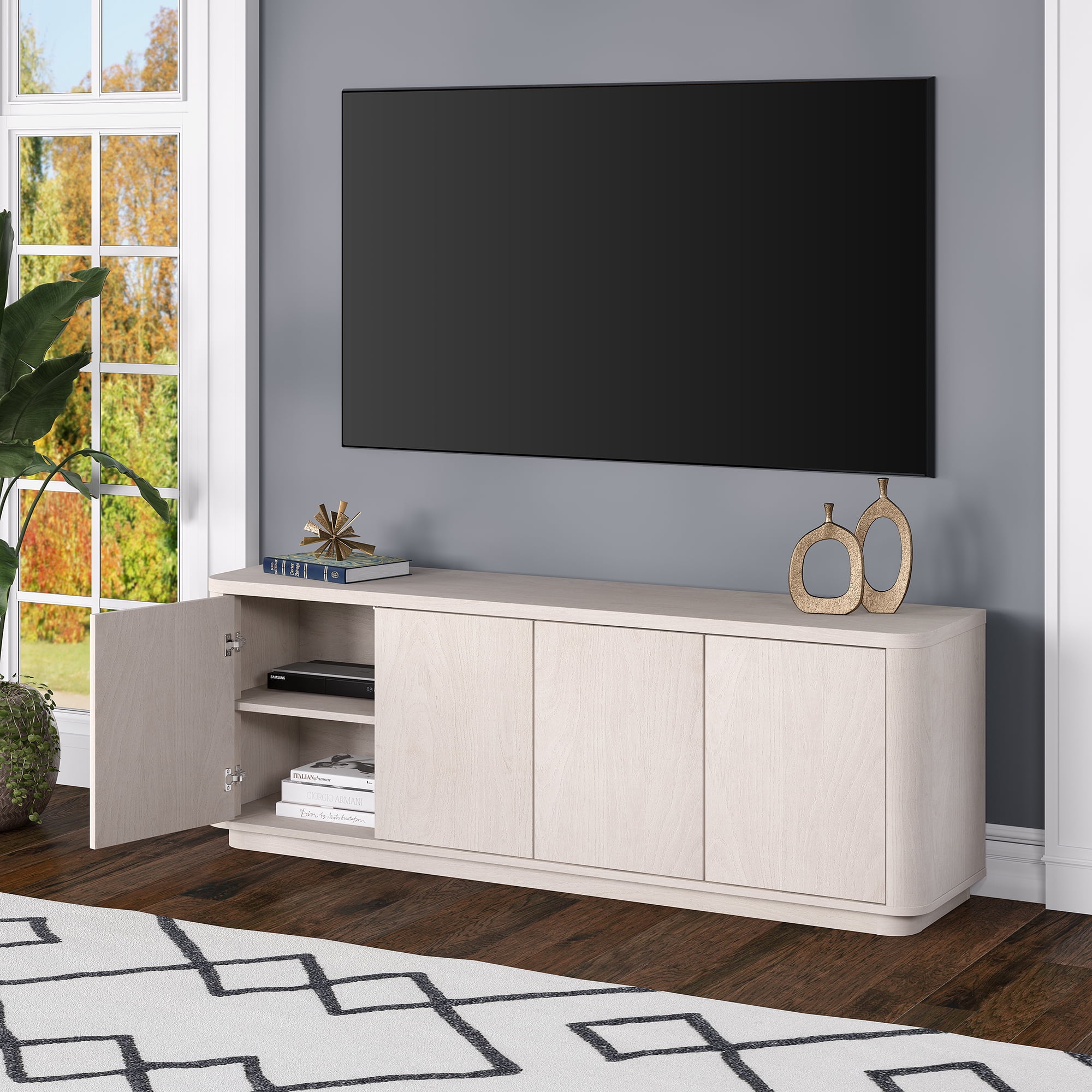 Evelyn&Zoe Plympton Transitional TV Stand For TVs up to 75", Alder White