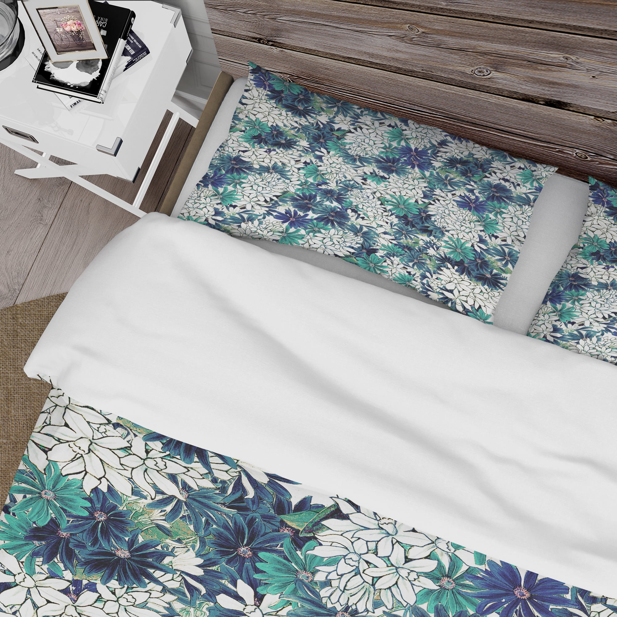 Designart 'Turquoise and White Ocean Of Flowers' Floral Duvet Cover Set