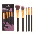 thumbnail image 3 of Xihbxyly Juego de Brochas de Maquillaje, Kit Esencial de Belleza de 5 Piezas, Cerdas Suaves para Una Aplicación Impecable, Diseño Compacto y Fácil de Transportar, Ideal para Rubor y Sombras de Ojos,, 3 of 4