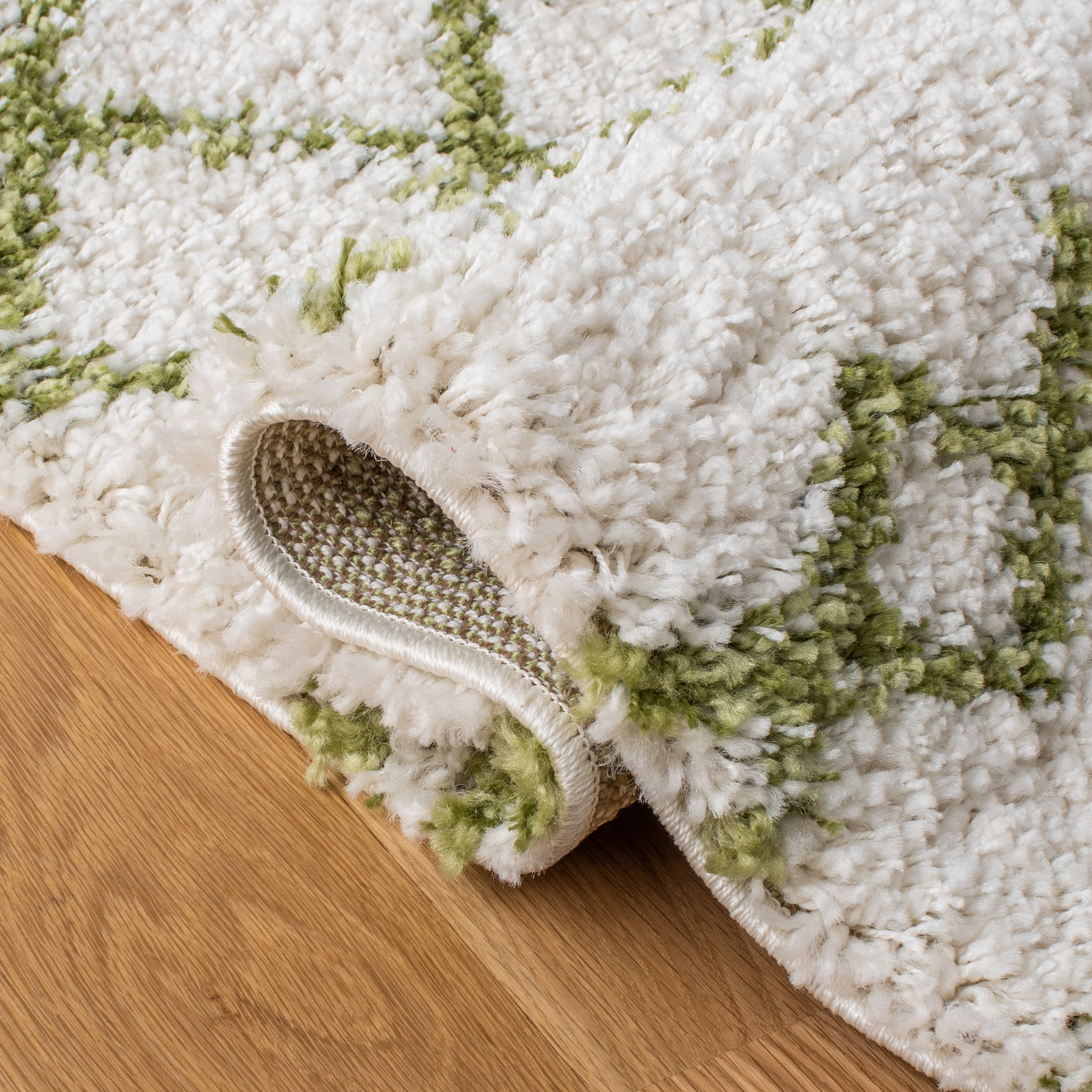 Safavieh Arizona Teagan Geometric Shag Runner Rug, Ivory/Green, 2'6" x 14'