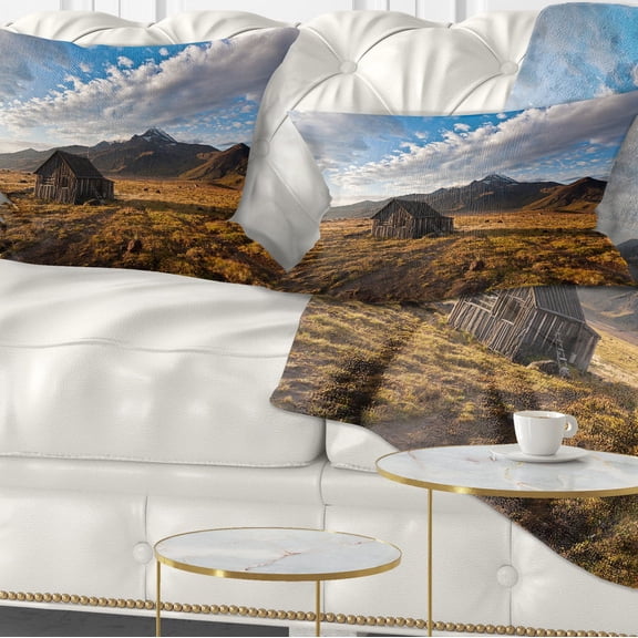 Designart Old House on Kamchatka Island - Landscape Printed Throw Pillow - 12x20
