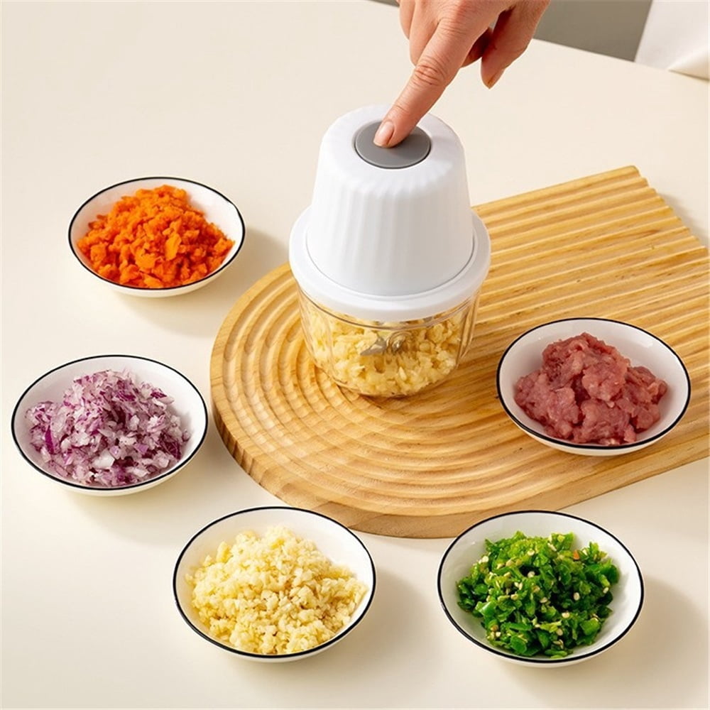 250ML Electric Garlic Chopper, 3 Blades Garlic Grinder Mini Vegetable Chopper, USB Portable Veggie Chopper, Onion Mincer, Food Processor for Ginger, Chili, Fruit, Meat