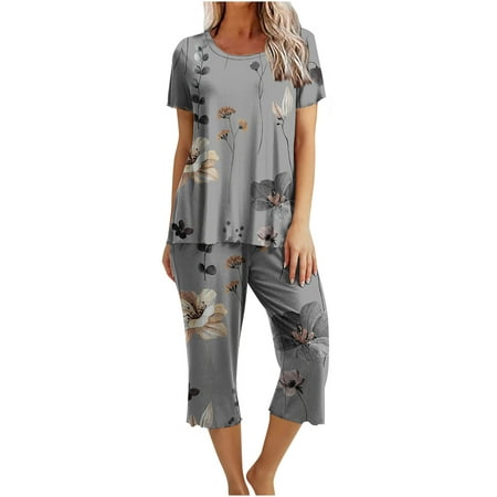 

Brglopf Women s 2 Piece Pajama Set Short Sleeve Floral Print Sleepwear Tops Capri Pants Casual Loungewear Pjs Sets with Pockets
