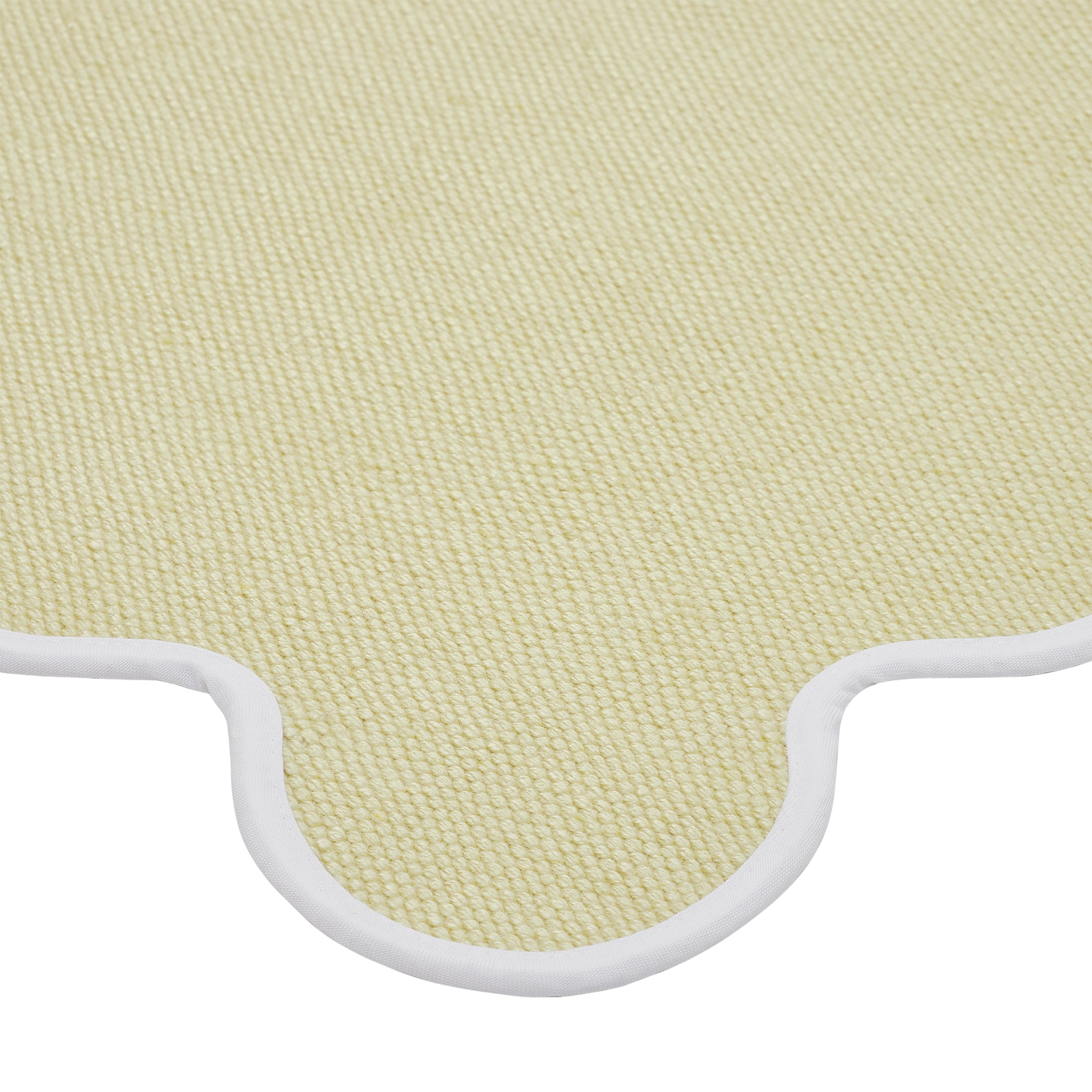 My Texas House Yellow Scallop Indoor/Outdoor Layering Rug, 38" x 58"
