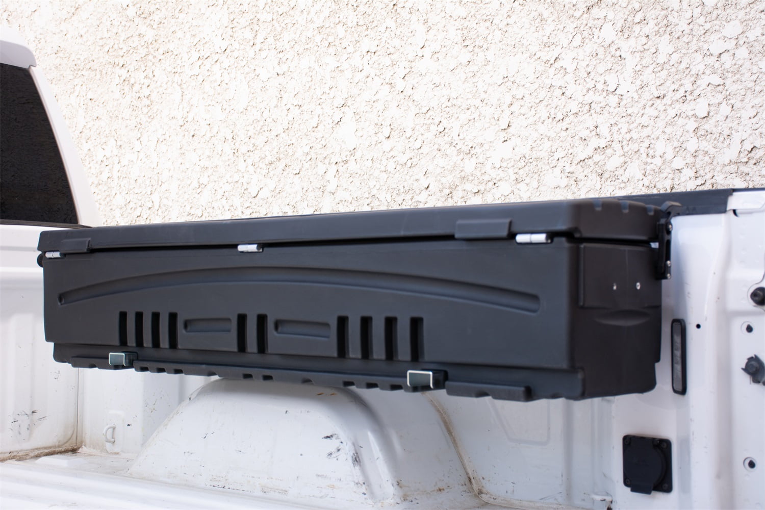 Du Ha 70800 Humpstor Bed Storage & Gun Case, Black