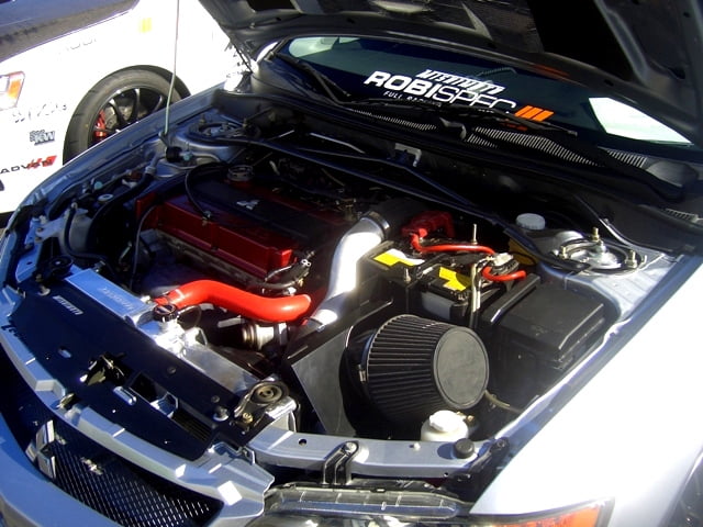 Mishimoto MMRAD-EVO-01 Performance Aluminum Radiator, Compatible with Mitsubishi Lancer Evo 7, 8, & 9, 2001-2007