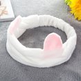 thumbnail image 1 of My Beauty Tool Lovely Hair Band - Una linda y encantadora herramienta para mantener alejado tu cabello - Hair Band para limpiar y dormir, 1 pieza blanca, 1 of 3