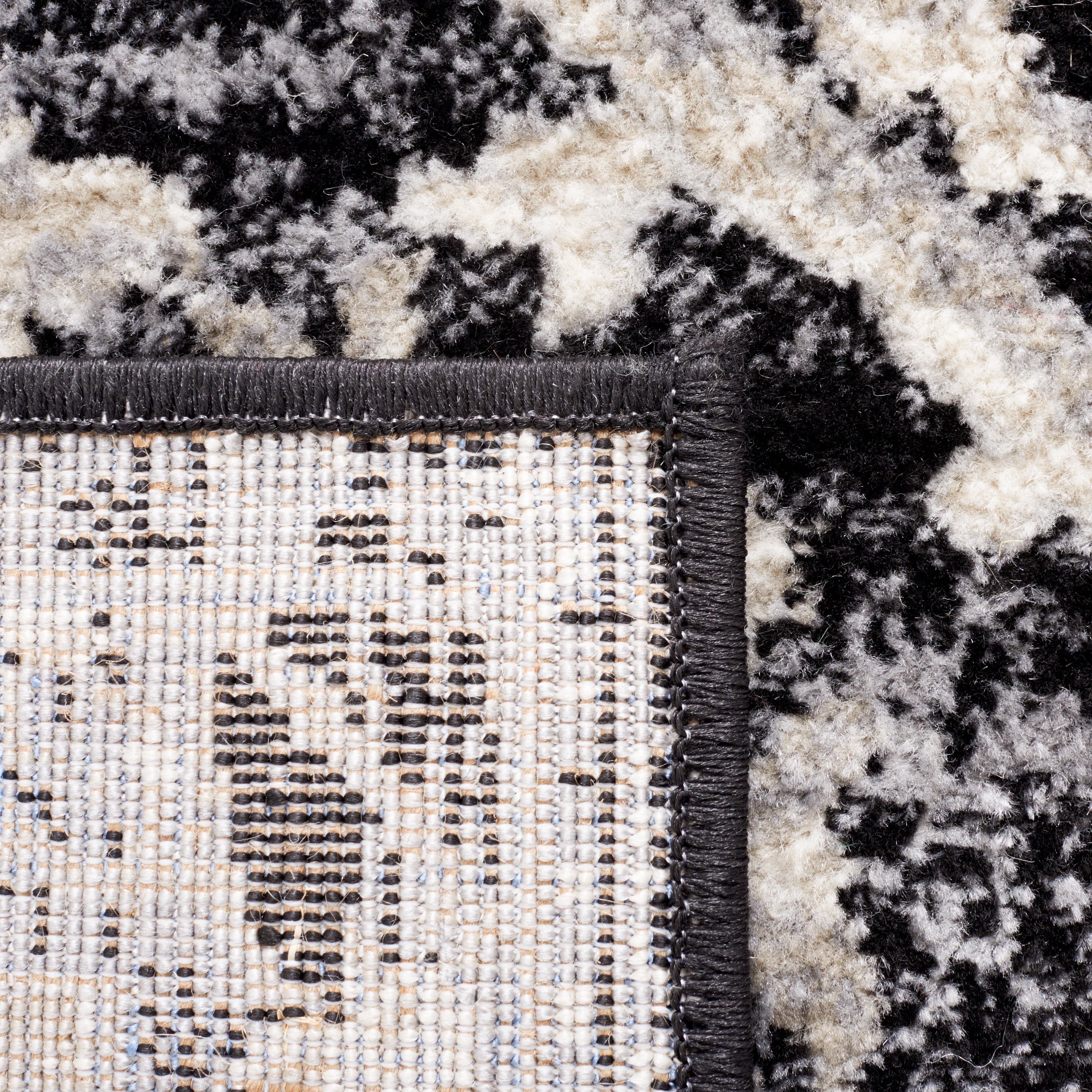 SAFAVIEH Brentwood Ezra Oriental Area Rug, Black/Ivory, 8' x 10'