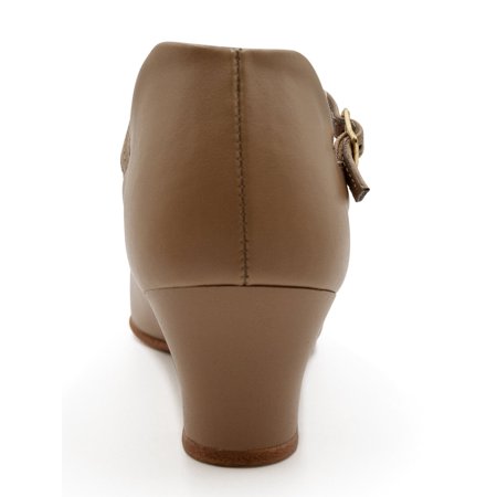 Capezio Women's Jr. Footlight Character Shoe,Caramel,7 M US