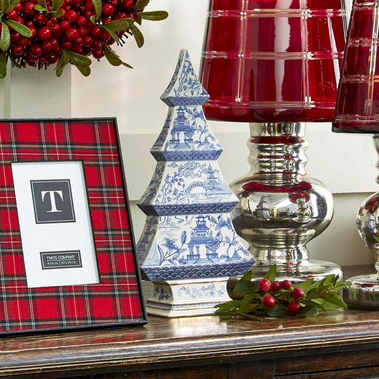 PLAID + CHINOISERIE CHRISTMAS DECOR