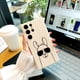 thumbnail image 3 of Caja de teléfono de goma TPU a prueba de golpes con diseño minimalista de dibujos animados - Ideal para la serie iPhone, 3 of 4