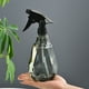 thumbnail image 5 of Bote de pulverizador de gran capacidad 500ml | Boquilla ajustable Niebla Fina | Plástico PET grueso | Bomba manual | Multiusos para jardinería, cuidado de plantas, limpieza, control de olores, uso, 5 of 6