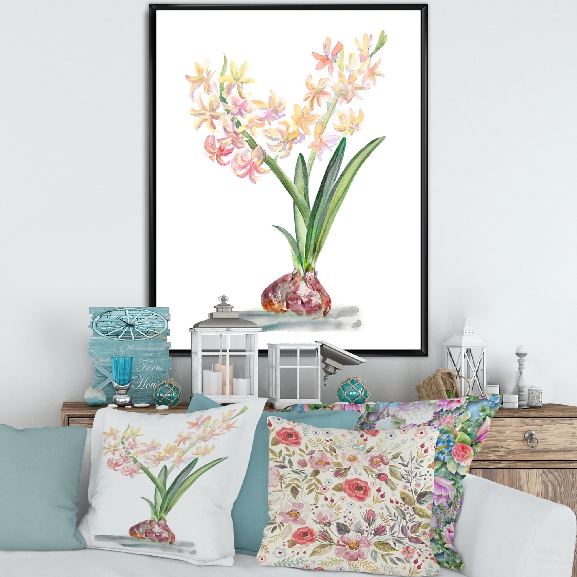 Designart 'Blossoming Hyacinth' Traditional Framed Canvas Wall Art Print