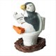 thumbnail image 1 of Figura de Resina de un Pingüino Caprichoso Leyendo un Libro en el Inodoro. Decoración Divertida para el Baño, Temática de Humor Clásico, Hecha de Resina., 1 of 5