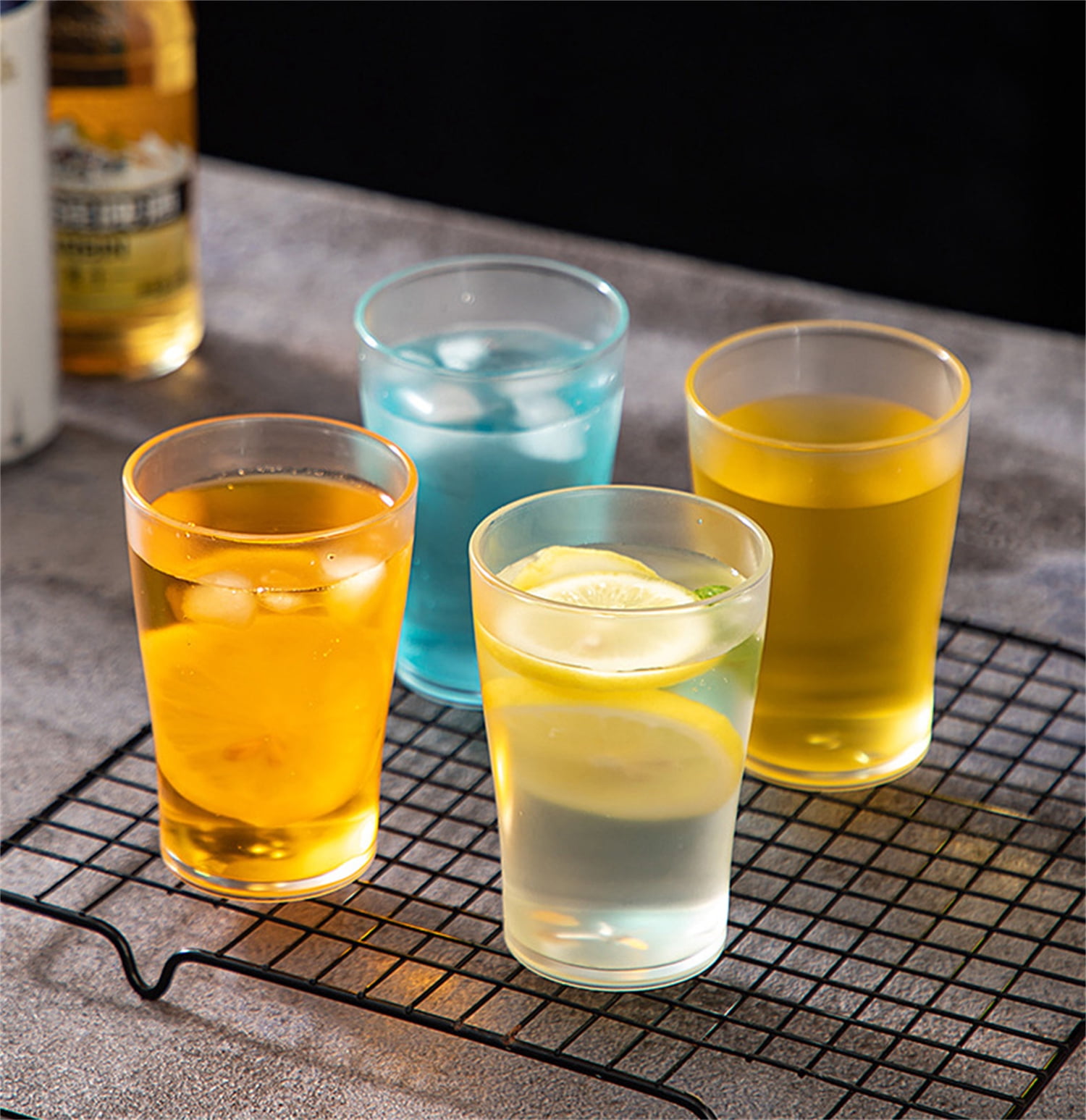 14 oz clear plastic tumblers 14 oz Gold Plastic Cups Clear Plastic Tumblers With Gold Rim 60 Pack main image 0