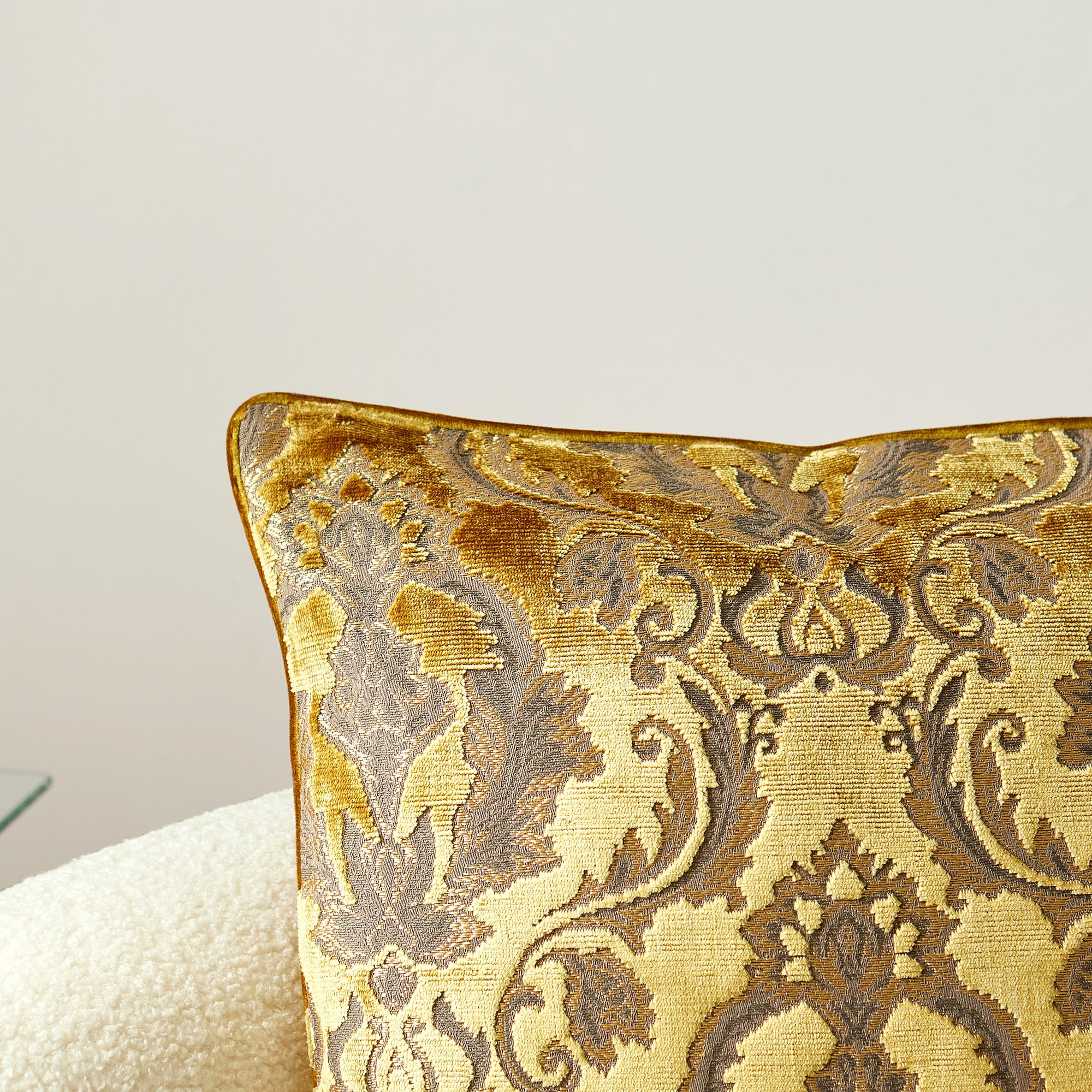 Damask Throw Pillow Covers Cases Soft Cut Velvet Design Pillow Cover Elegant Luxurious Gold Large Decorative Cushion Covers