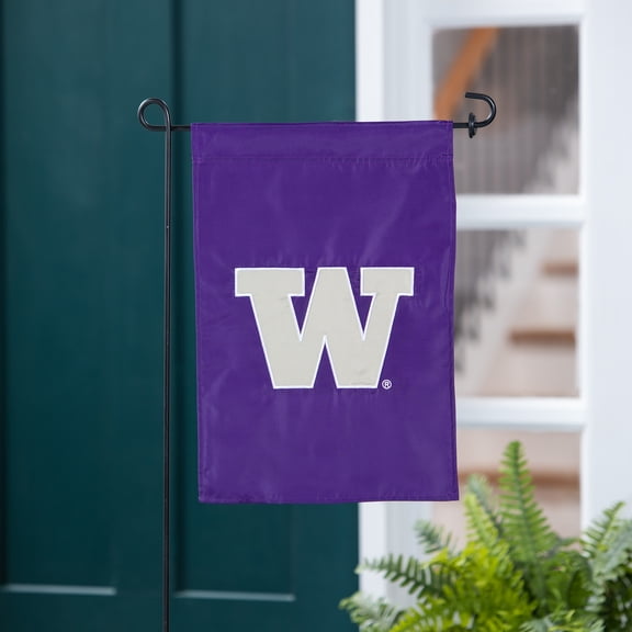 Washington Huskies 12.5" x 18" Double-Sided Garden Flag