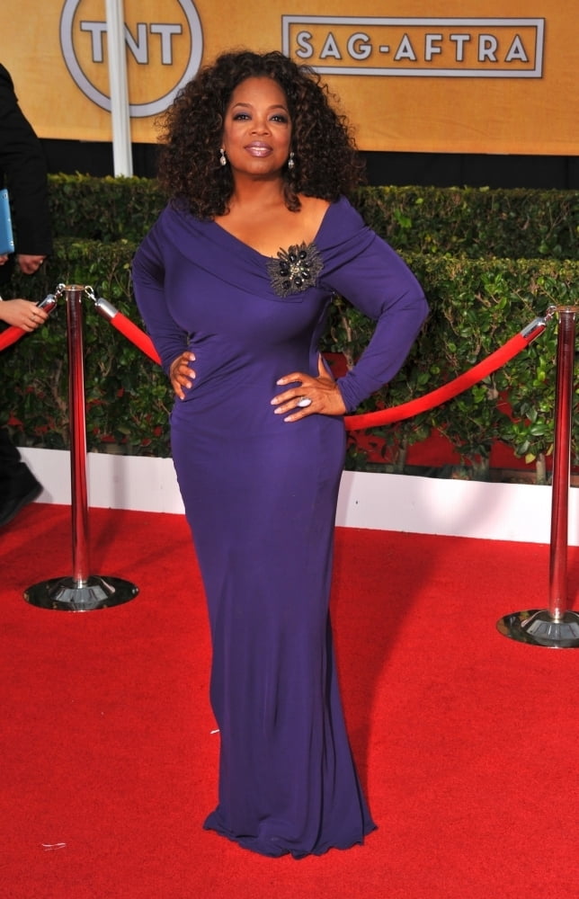 Oprah Winfrey (Wearing A Badgley Mischka Gown) At Arrivals For The 20Th