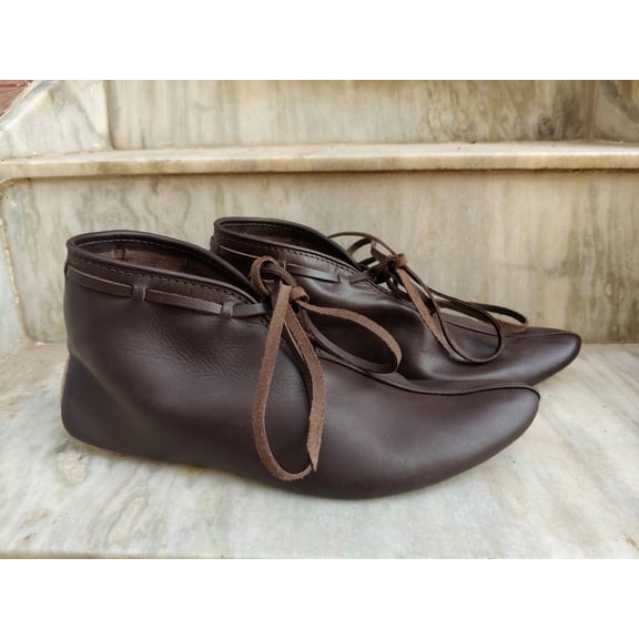 Medieval Turn Shoes Handcrafted Leather Medieval Style, Lace-Up, Pointed Toe, Brown Dark Tan US Size 12