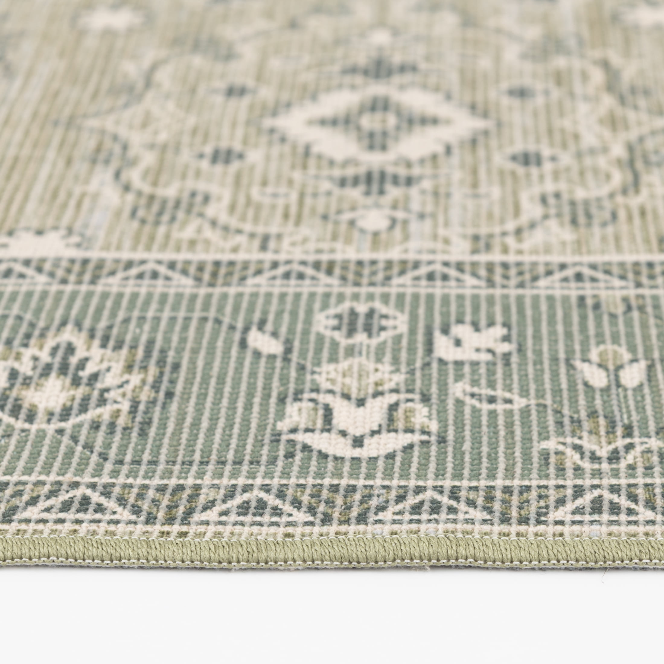 Better Homes & Gardens Green Lillian Dainty Persian Accent Rug, 30"x46"