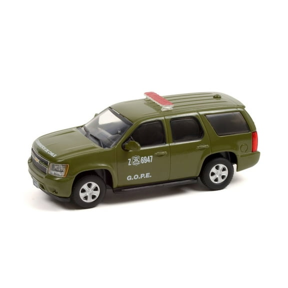 Carabineros de Chile 2011 Chevy Tahoe Police, Matte Green - Greenlight 86620 - 1/43 scale Diecast Car