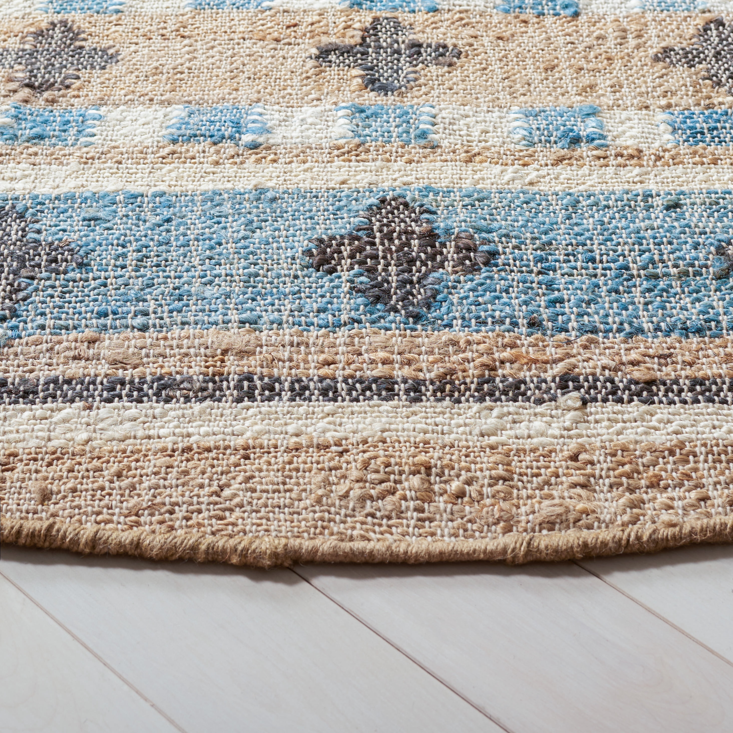 Safavieh Kilim Elsie Tribal Area Rug, Blue/Ivory, 7' x 7' Round