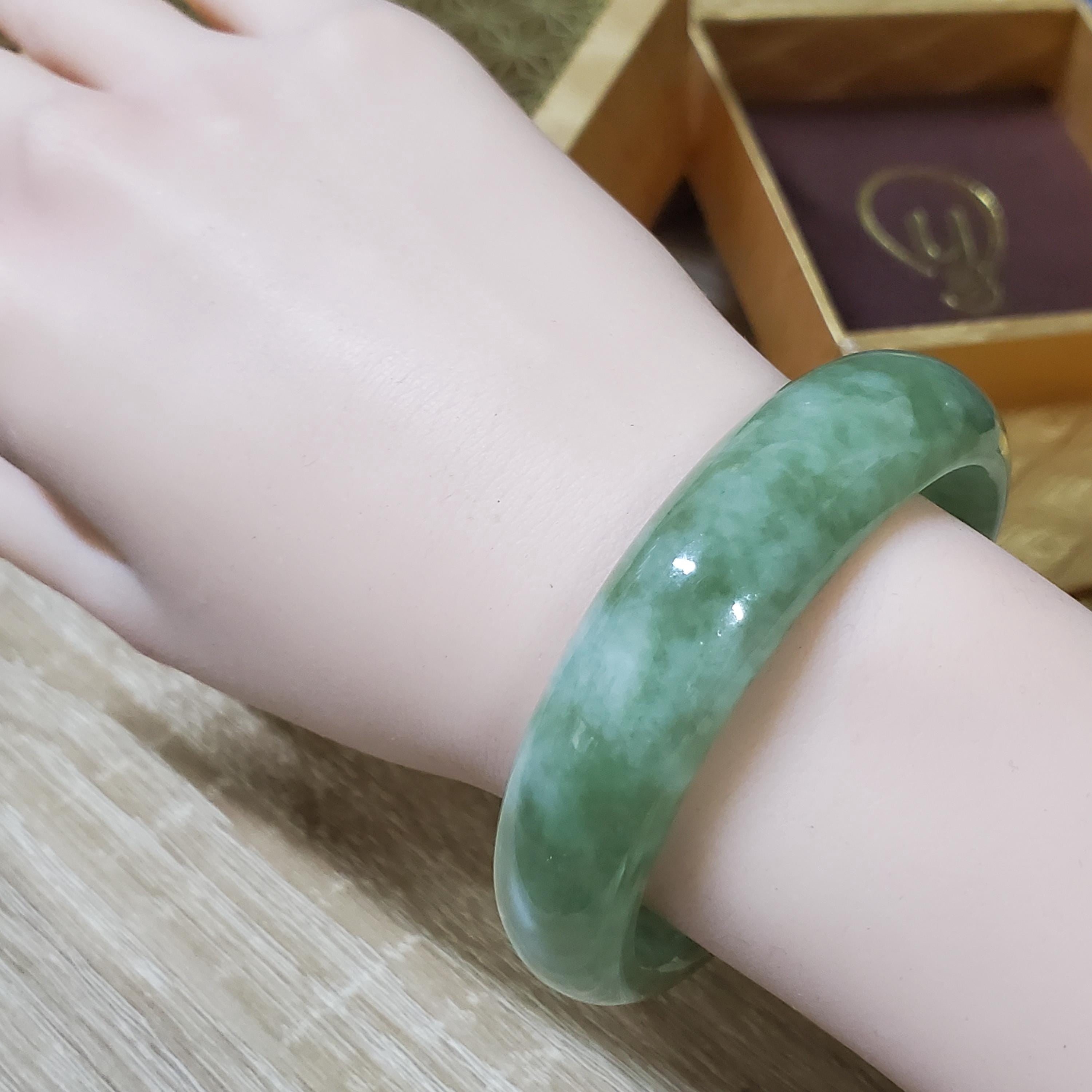 Jade Bangle 48-60mm up | Yingmart Olive Green Jade Jadeite Bracelet for Men, Women, Grandmother, Sister – Vintage Elegance (50-52mm)