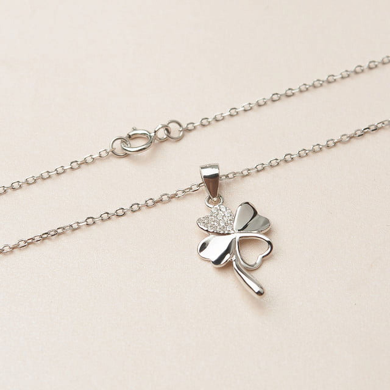 Personalized Best Friend Gifts - Gifts for BFF - Best Friend Necklace - Custom Gifts for Friends - Friendship Necklace - Sterling Silver Clover necklace