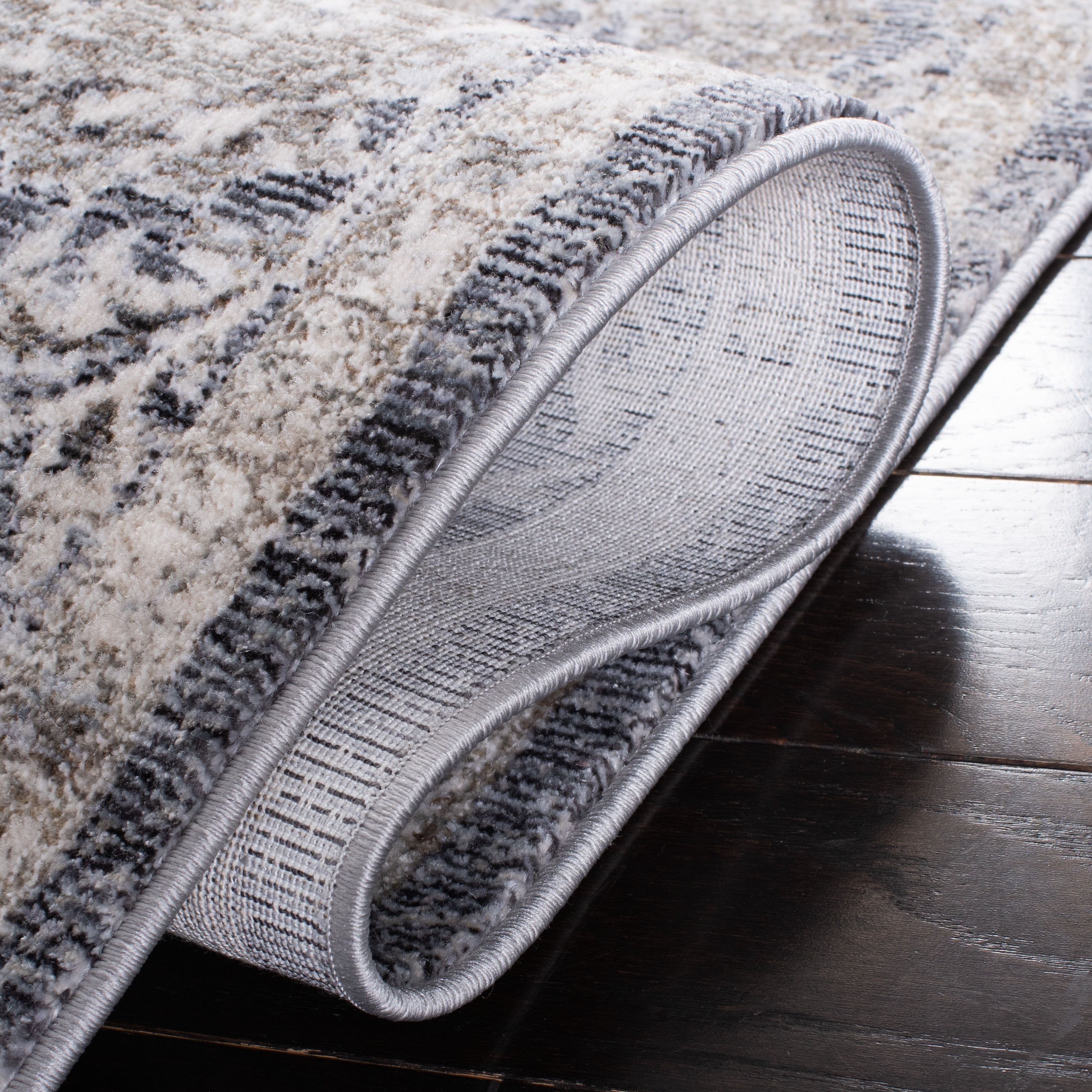 Safavieh History Marienn Oriental Area Rug, Dark Gray/Ivory, 4' x 6'