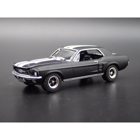 Open Box 1967 67 FORD MUSTANG COUPE RARE 1:64 SCALE COLLECTIBLE DIORAMA DIECAST MODEL CAR