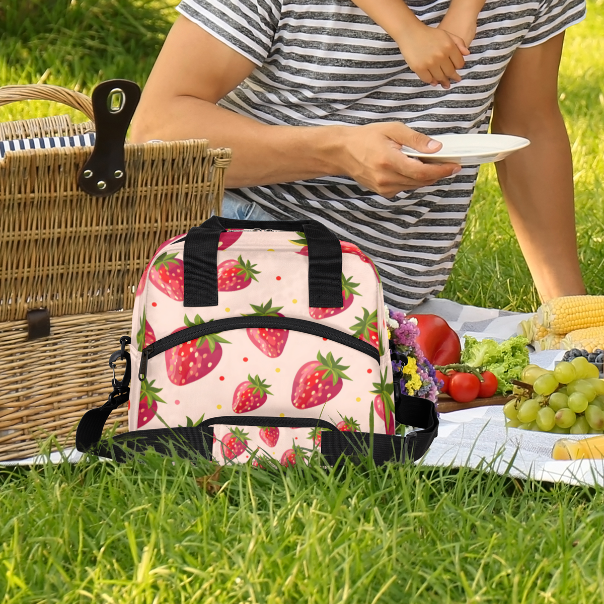 Herdesigns Strawberry Insulated Lunch Bag for Women Men Adults Large Reusable Lunch Box Strawberries Leakproof Cooler Tote Bags with Adjustable Shoulder Strap