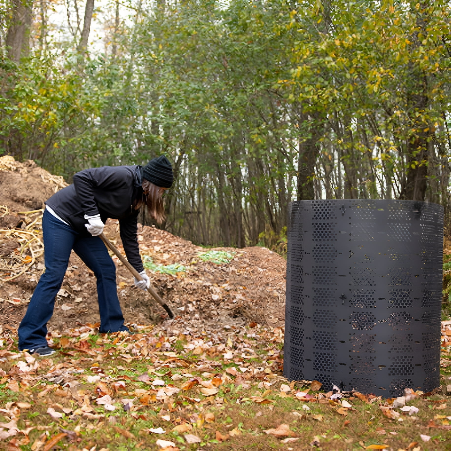 Yardfully 70-246 Gallon Black High-Density Polyethylene Geobin Composter Handles & Air Vent