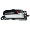 thumbnail image 1 of MANIJA PUERTA INTERIOR GRAND VITARA 2006 al 2015 SUZUKI Trasera Derecha/Pasajero Genérica ., 1 of 4