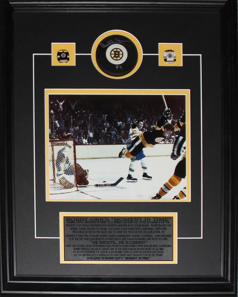 bobby orr signed puck