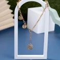 thumbnail image 2 of Collar con colgante de moneda tallada para mujer, cadena de acero inoxidable, medallón de color dorado, gargantilla larga, cadena geométrica redonda de una pieza para hombre, 2 of 5