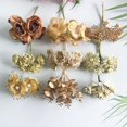 thumbnail image 2 of Lote de 6/10/12/20/24/200 piezas de bayas de estambre de cereza con flores híbridas doradas para hacer tú mismo, caja de regalo para bodas, Navidad y pasteles, decoración de coronas, 2 of 5