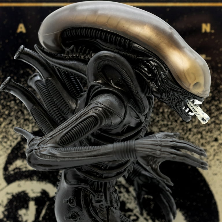 Alien Xenomorph Statue – 9-Inch Statue with Display Stand