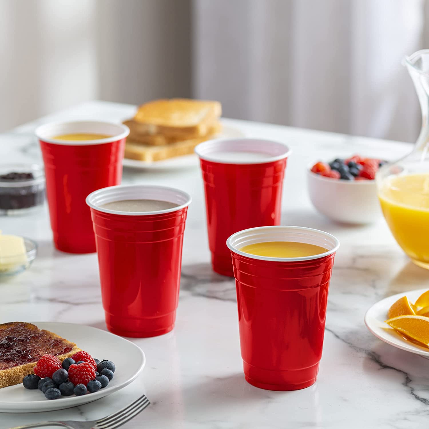 Gusto 18 oz Red Disposable Party Cups, 100-Pack photo 2